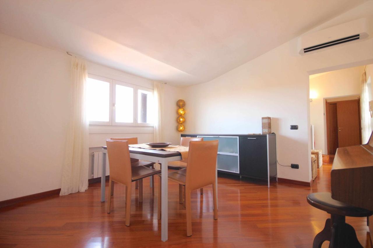 Case Vr Holiday Tappa Sopra Verona Bagian luar foto