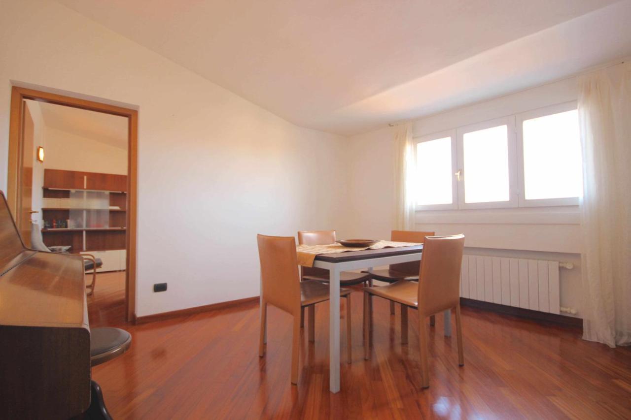 Case Vr Holiday Tappa Sopra Verona Bagian luar foto